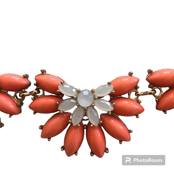 Coral, White & Gold Floral Statement Necklace - Picture 4 of 11